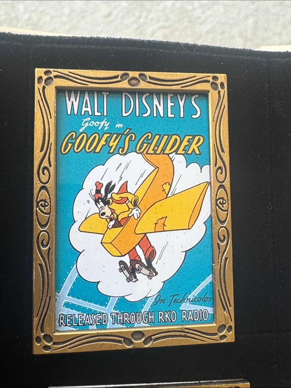 Disney Goofy 'Goofy's Glider' Teal Yellow Enamel Pin